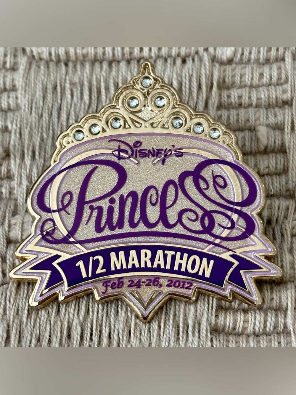 DISNEY 2012 Walt Disney World Princess 1/2 Marathon Pin